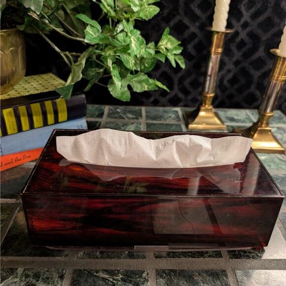 Faux Tortoise Vintage Acrylic Tissue Box Cover & Magnifying Mirror Vanity Set - Picture 2 of 8